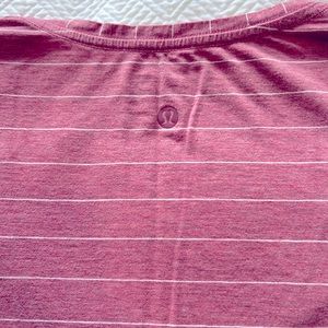 Lululemon Love t v neck size 0